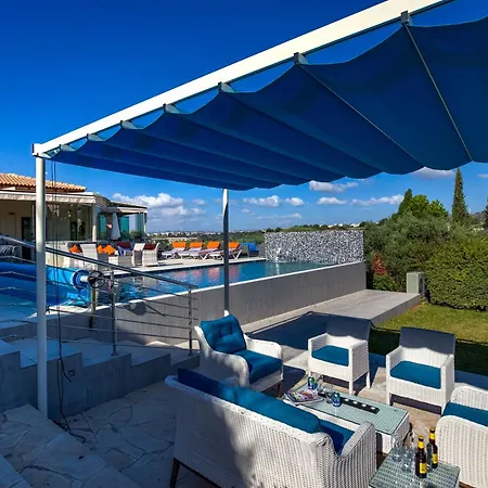 3 Bedroom Eleyjo With Stunning Private Pool, Aphrodite Hills *