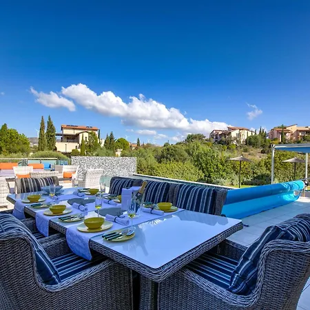 Villa 3 Bedroom Eleyjo With Stunning Private Pool, Aphrodite Hills