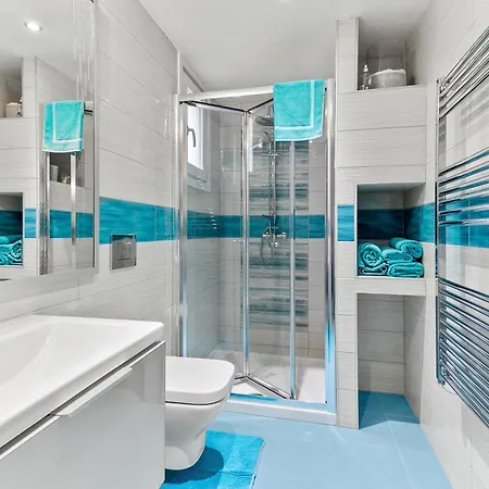 3 Bedroom Eleyjo With Stunning Private Pool, Aphrodite Hills