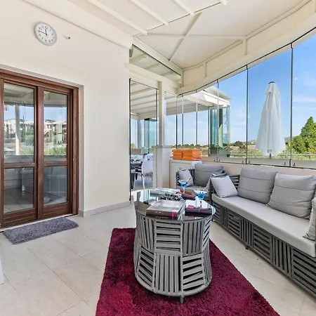 3 Bedroom Eleyjo With Stunning Private Pool, Aphrodite Hills * Kouklia