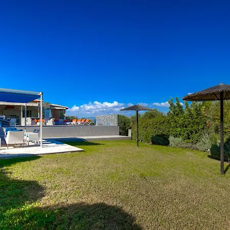 3 Bedroom Eleyjo With Stunning Private Pool, Aphrodite Hills