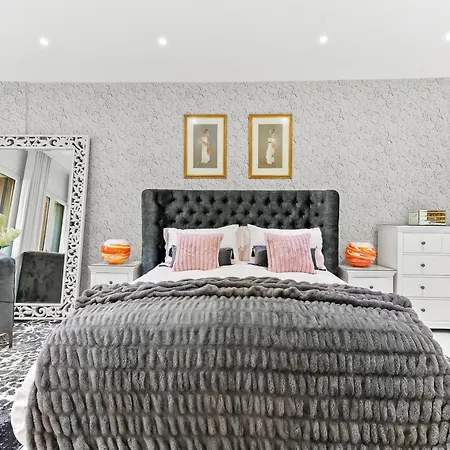 3 Bedroom Eleyjo With Stunning Private Pool, Aphrodite Hills Kouklia