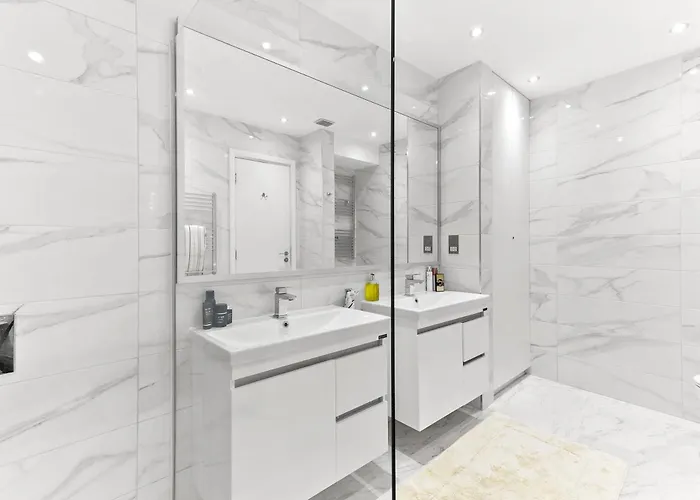 3 Bedroom Eleyjo With Stunning Private Pool, Aphrodite Hills * Kouklia