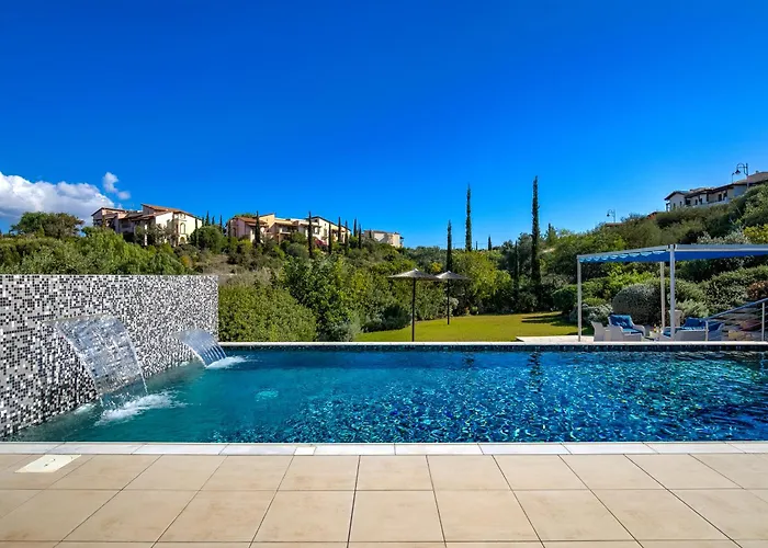 Willa 3 Bedroom Eleyjo With Stunning Private Pool, Aphrodite Hills *