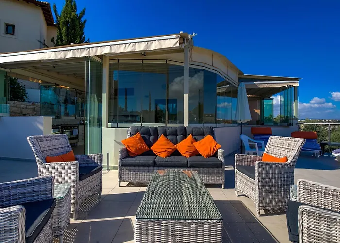 Villa 3 Bedroom Eleyjo With Stunning Private Pool, Aphrodite Hills *