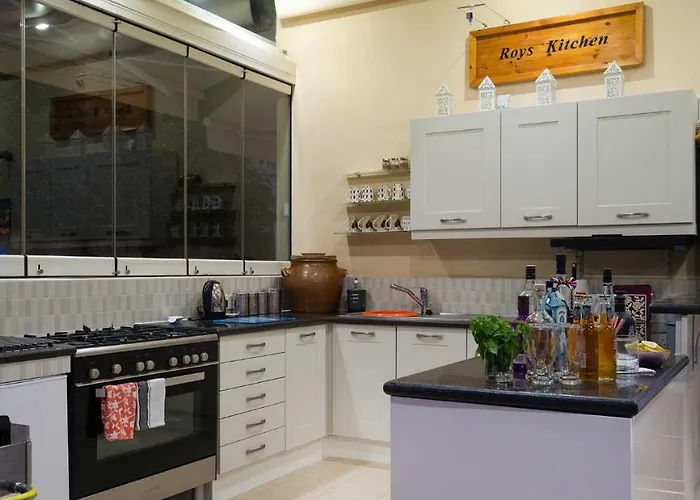 Villa 3 Bedroom Eleyjo With Stunning Private Pool, Aphrodite Hills